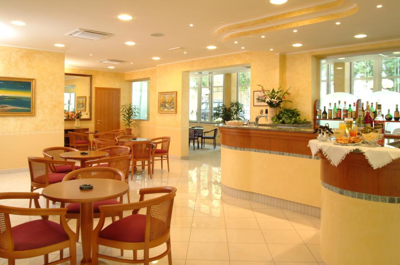 Hotel De La Plage Rimini Zewnętrze zdjęcie